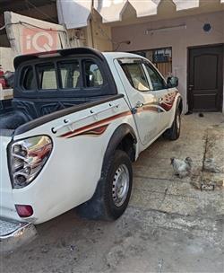 میتسوبیشی L200